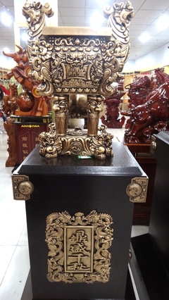 鼎盛千秋，礼赢天下——探析临沂瑞德文化传媒2.2米龙鼎的商务与庆典价值